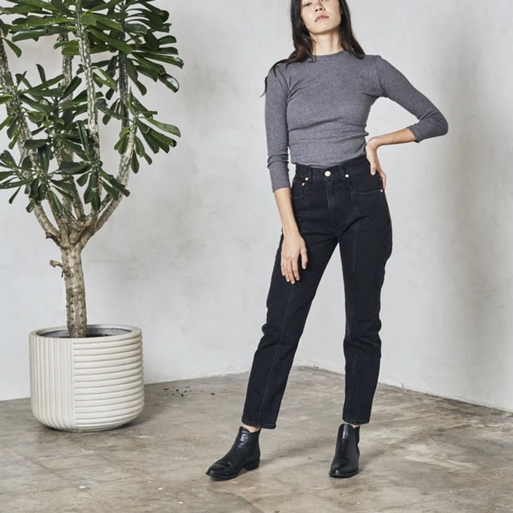 MOVING SALE Esby Lindsey Jeans Sz 24